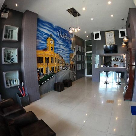 Chaphone Guesthouse Phuket Buitenkant foto
