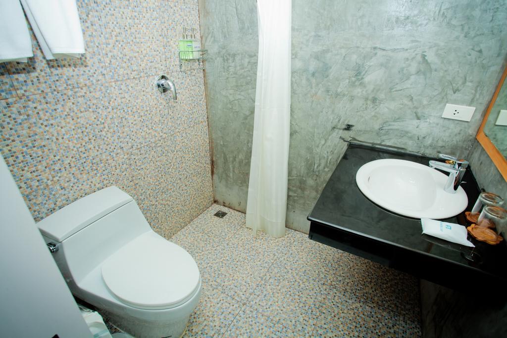 Chaphone Guesthouse Phuket Kamer foto