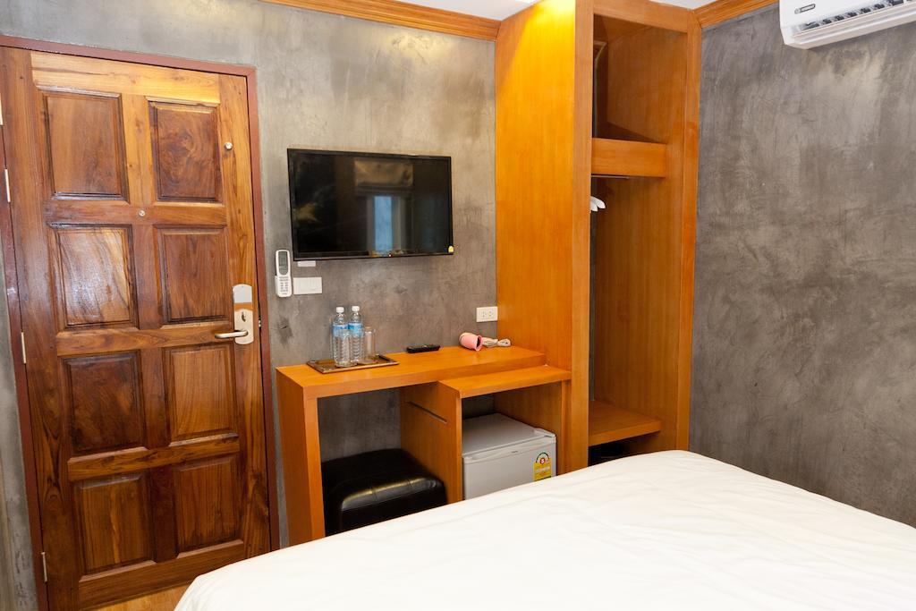 Chaphone Guesthouse Phuket Kamer foto