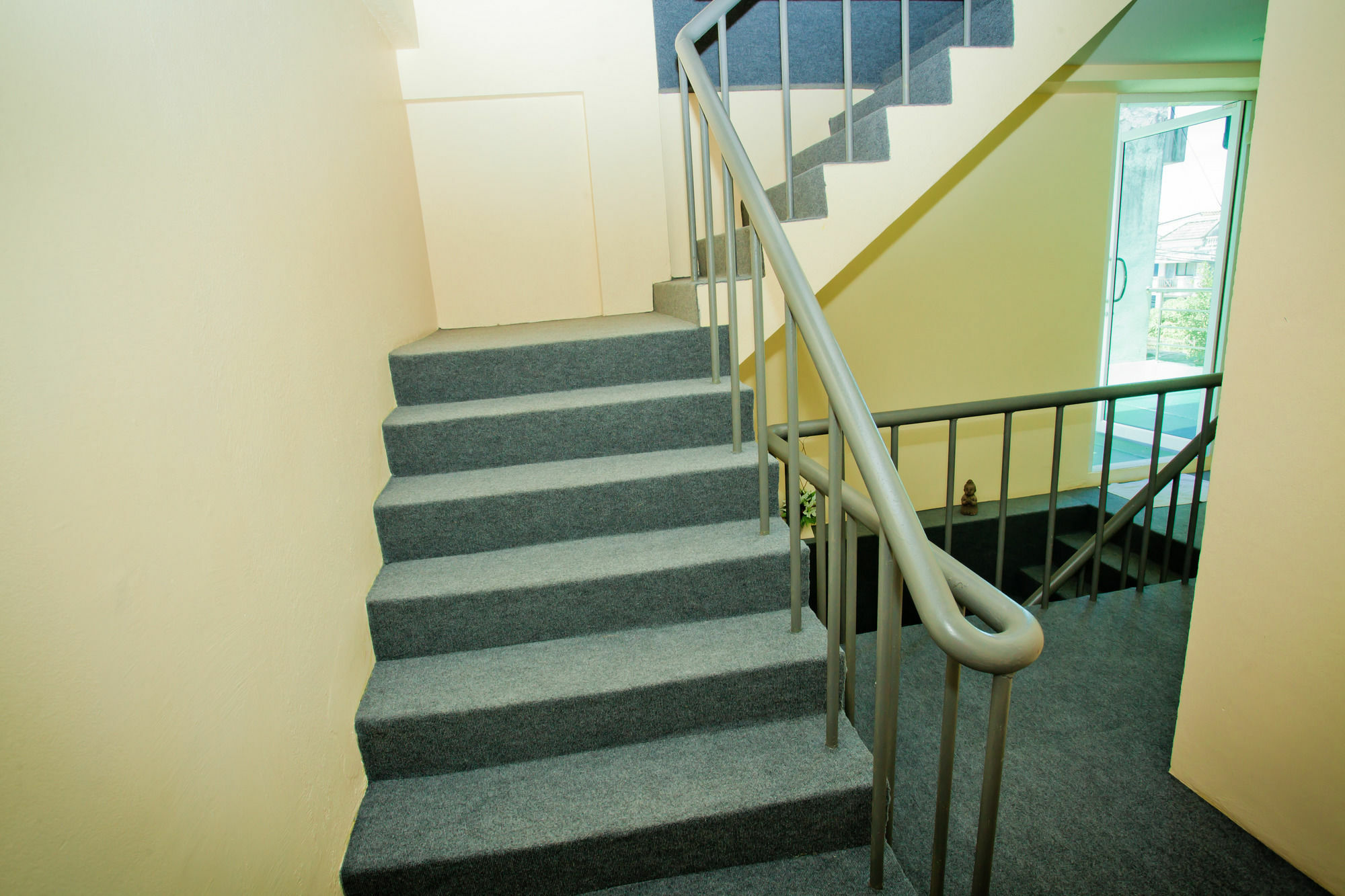 Chaphone Guesthouse Phuket Buitenkant foto