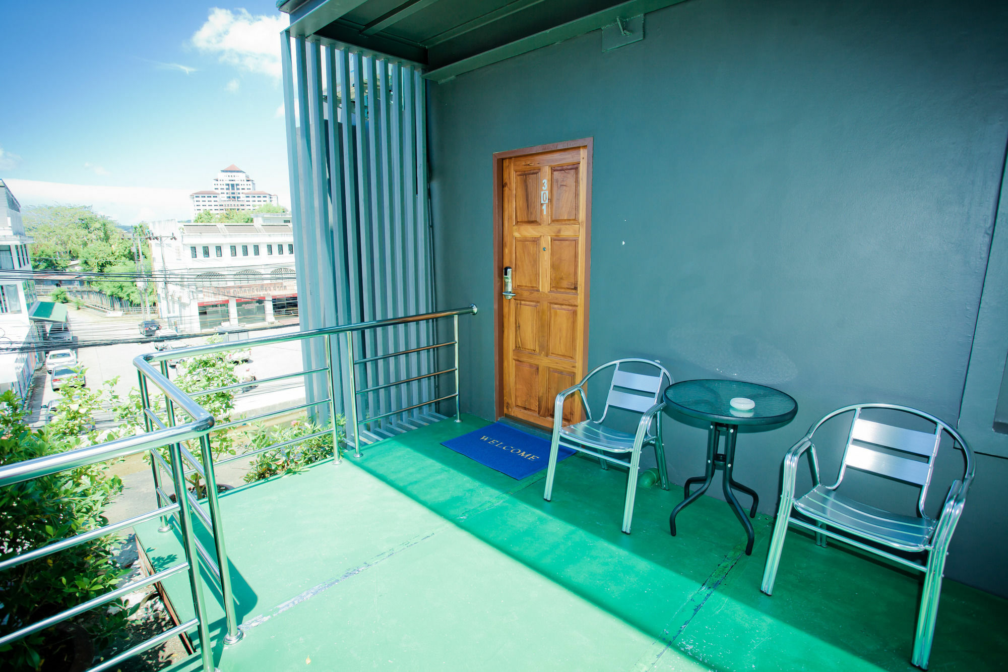 Chaphone Guesthouse Phuket Buitenkant foto